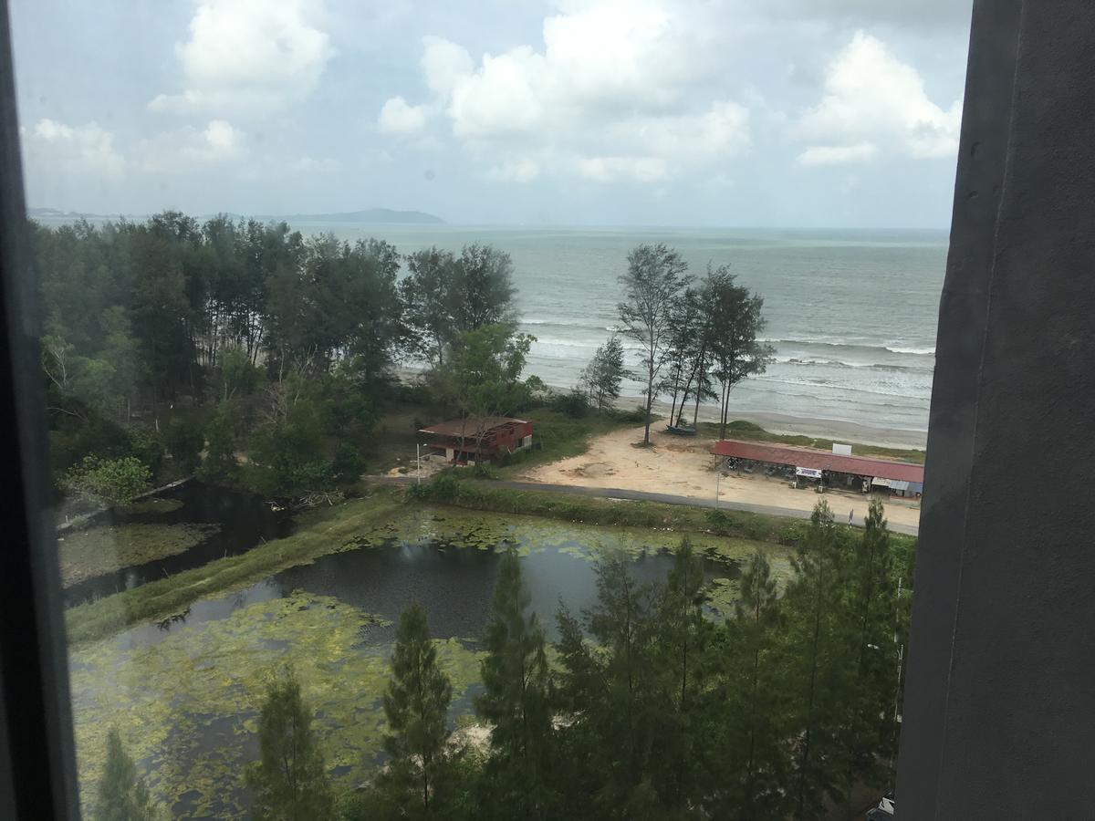 Private Unit @ Sg Resort Residences Kuantan Exterior photo
